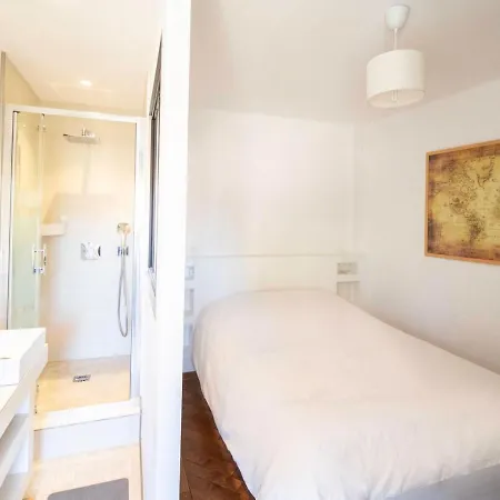 Chic At Port 2 With Private Bathrooms & Ac Appartement *
