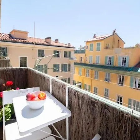Appartamento Chic At Port 2 With Private Bathrooms & Ac *